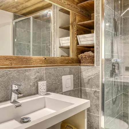 Renove 1 Cabine, Megeve, Proche Centre - Fr-1-453-327